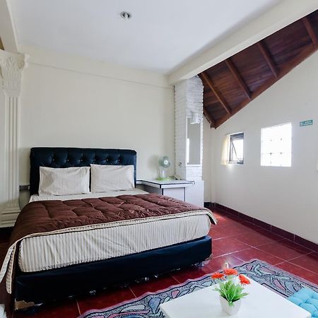 בנדונג Pele Guesthouse מראה חיצוני תמונה