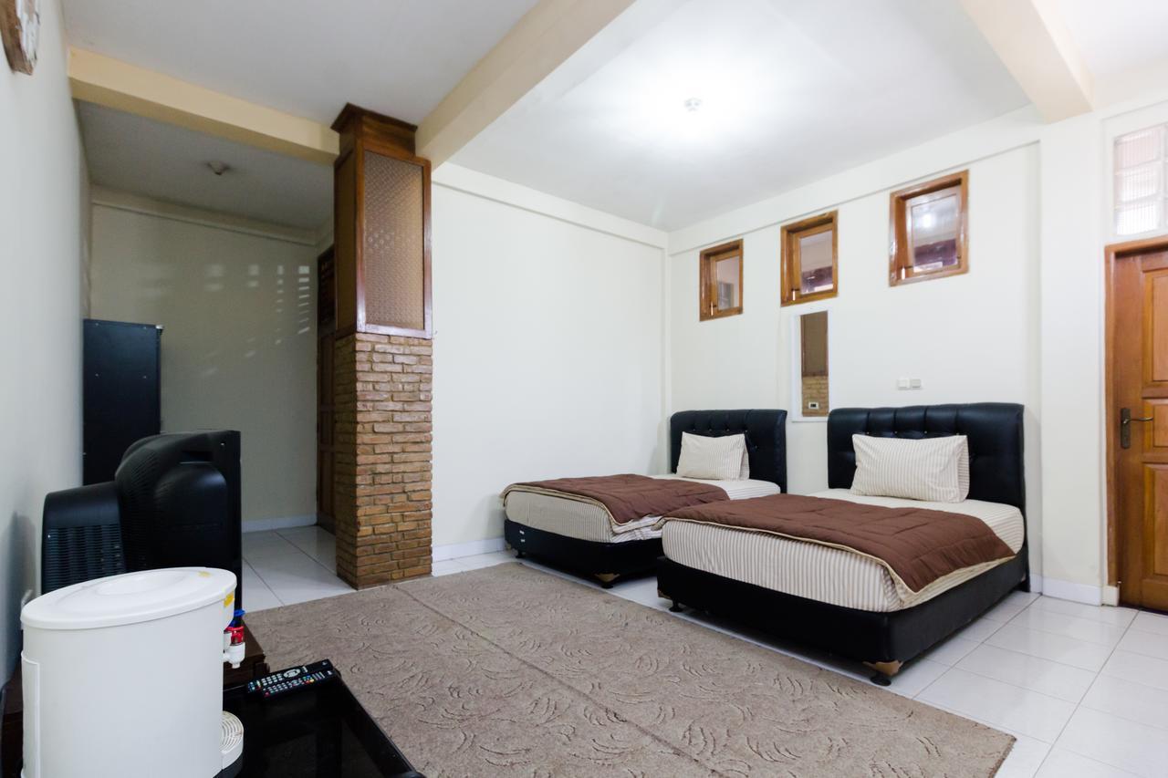 בנדונג Pele Guesthouse מראה חיצוני תמונה