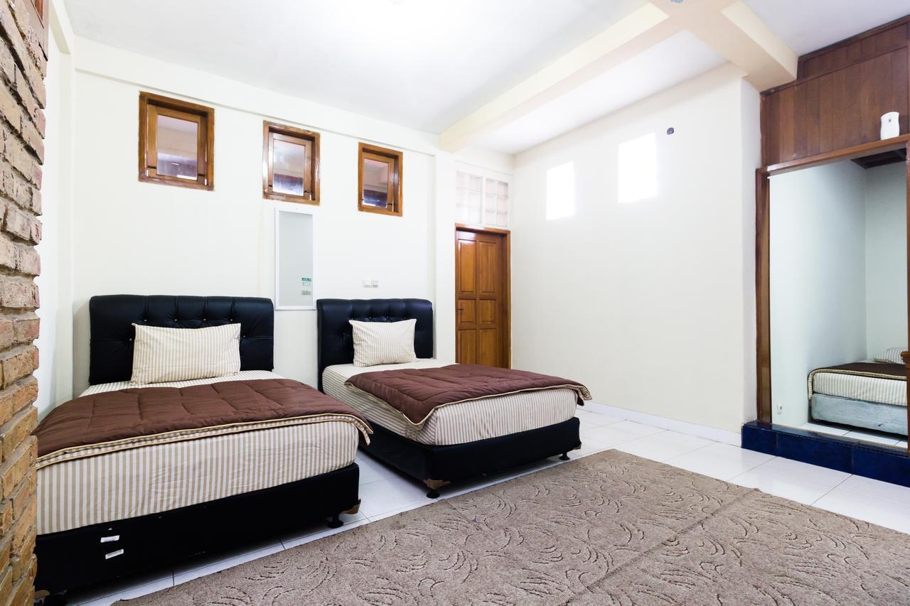 בנדונג Pele Guesthouse מראה חיצוני תמונה