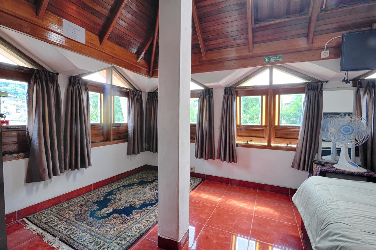 בנדונג Pele Guesthouse מראה חיצוני תמונה